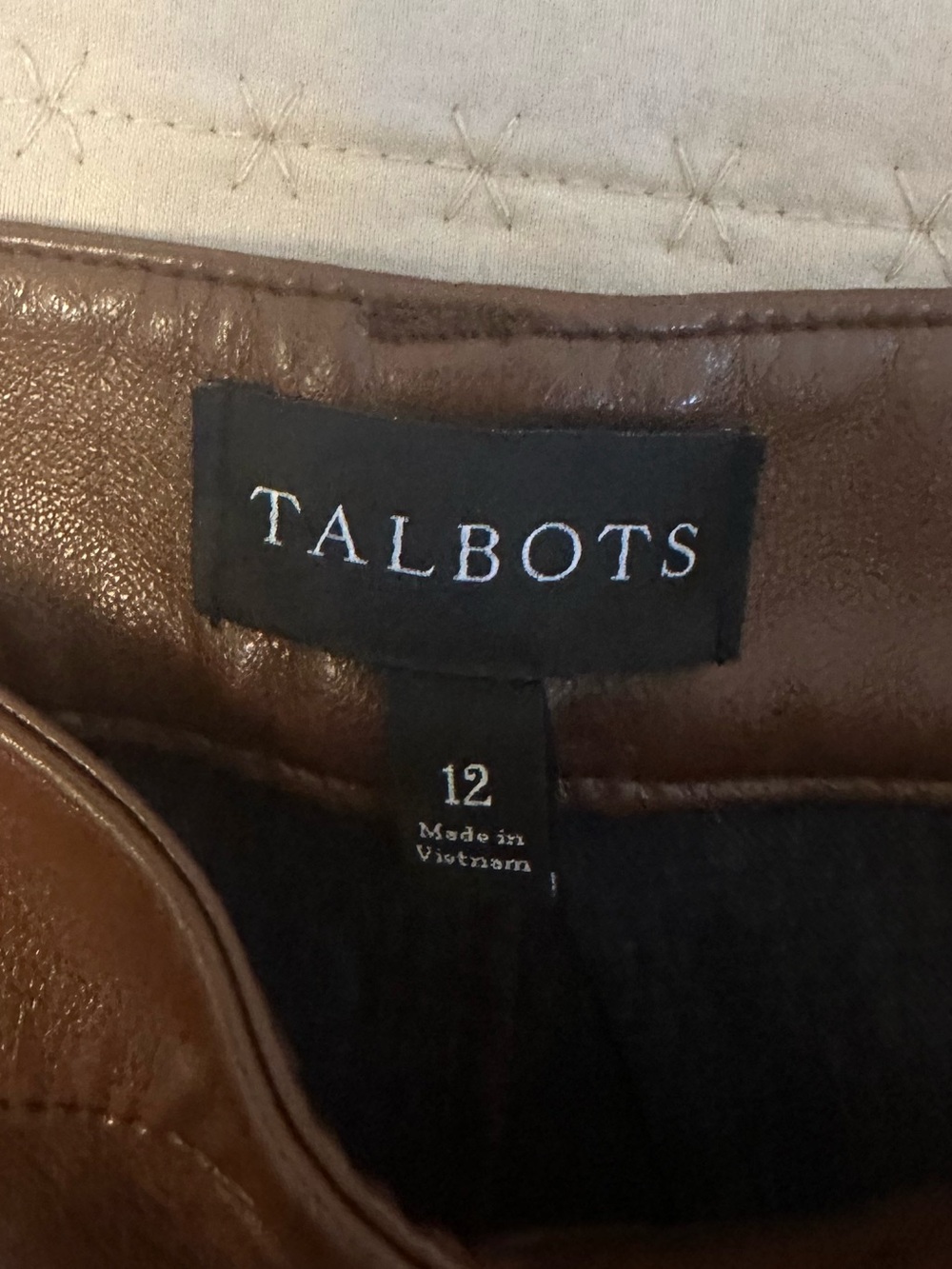 Talbots Faux Leather Straight Leg Pants Women’s Size 12 Brown 5 Pocket NWT - Picture 4 of 13